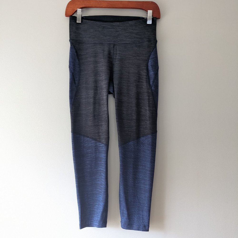 Outdoor Voices | Baltic/Night Two-tone Tech Sweat Crop Size S